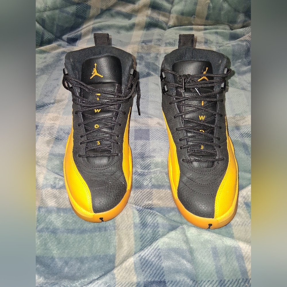 Air Jordan 12 Retro "University Gold - Picture 3 of 8
